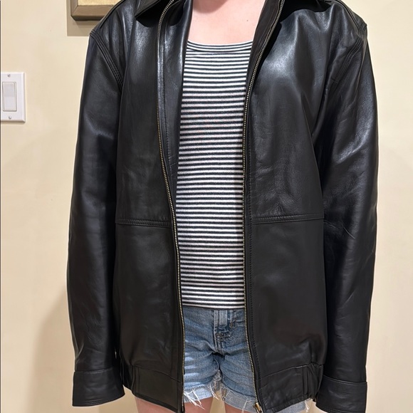 Jackets & Blazers - Black Varsity Bomber Jacket with Fitted Silhouette